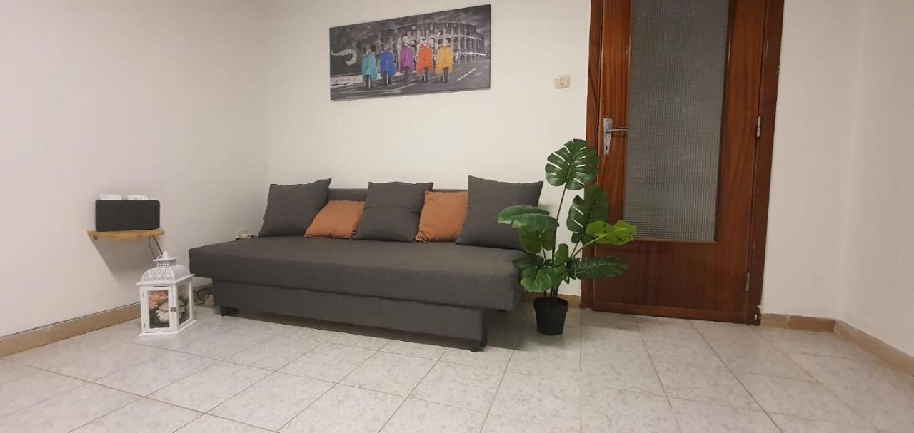 Chafbius Saint Remy Villa Cagliari Luaran gambar
